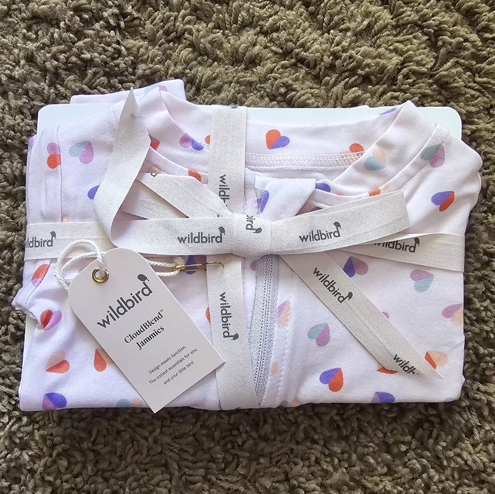Wildbird Cloudblend Jammies In "Amy" Print (Heart Pattern) Size Newborn